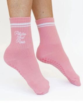 Pilates Univer 1883 Country Club Nonslip Grip Crew Socks, Pink, NWT